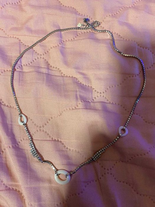 Vand inele, cercei si lantisoare de argint