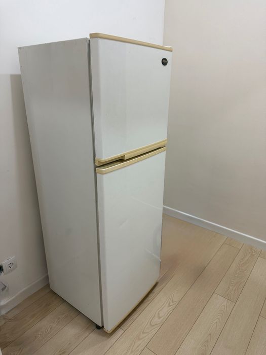 Холодильник продам
