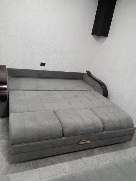 Акция Продам 3хмесный диван