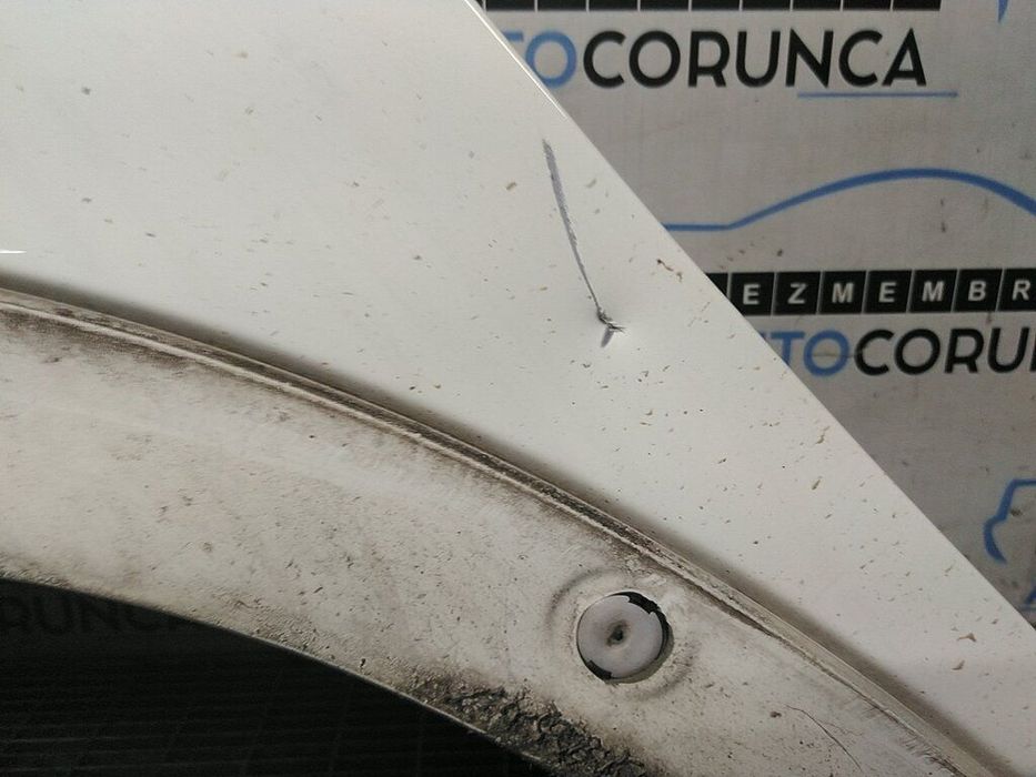 Aripa Stanga Fata Nissan Juke Facelift 2014 - 2018 4 Usi Alb Feaf15 (1257) Lovit