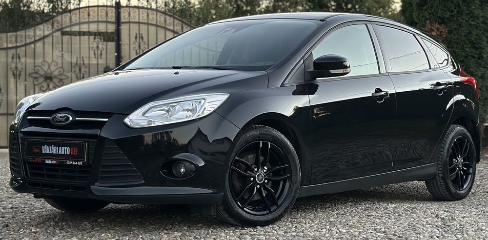 FORD Focus 2014 — imagine 3