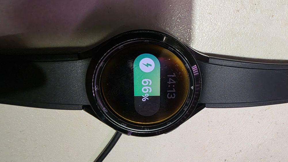 Samsung Galaxy Watch 4 Classic LTE 46 mm.
