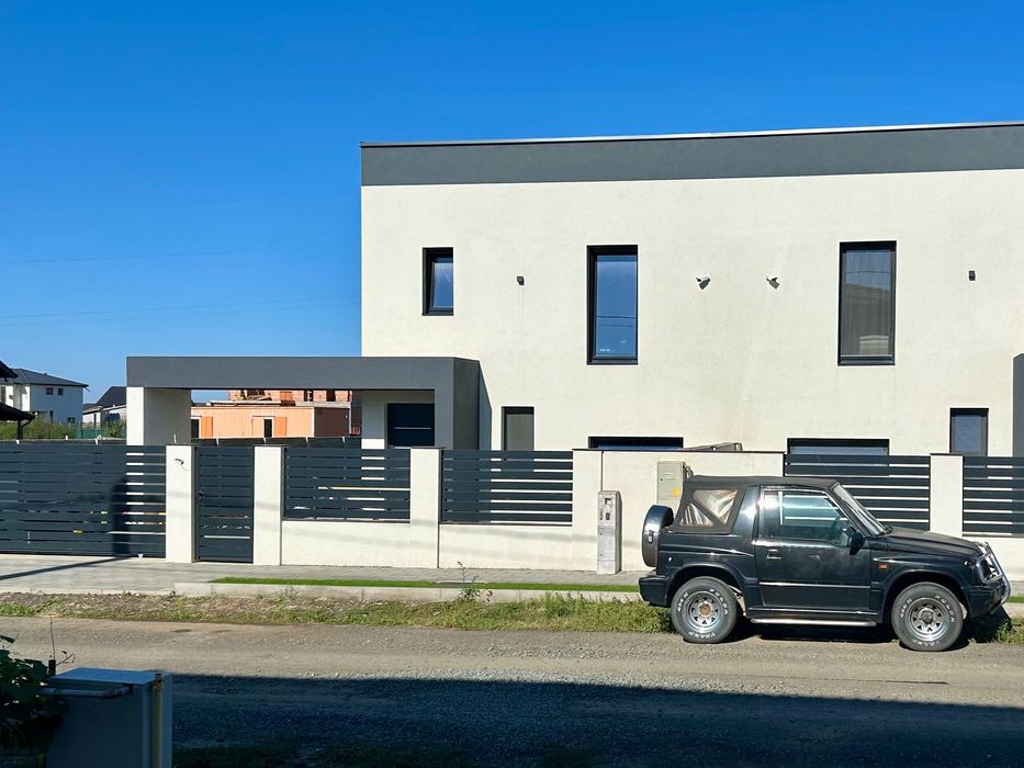 Vând casa tip duplex, 4 camere