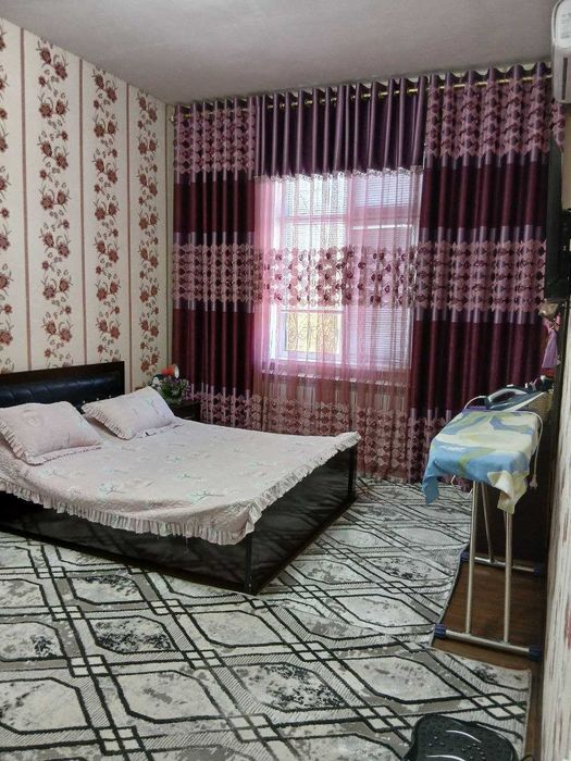 Chutkara kottej sotiladi