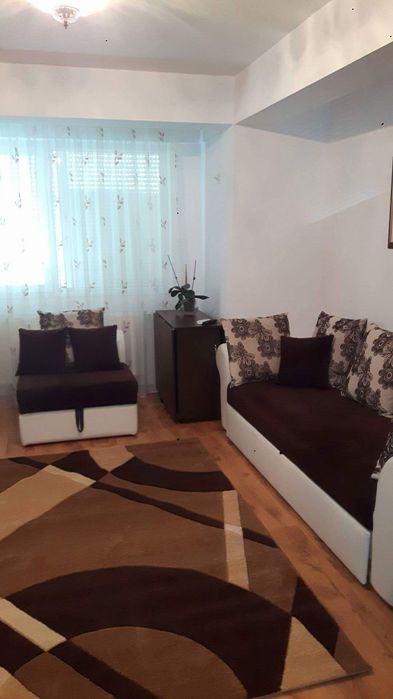 De inchiriat 2 camere cu parcare subterana Proprietar