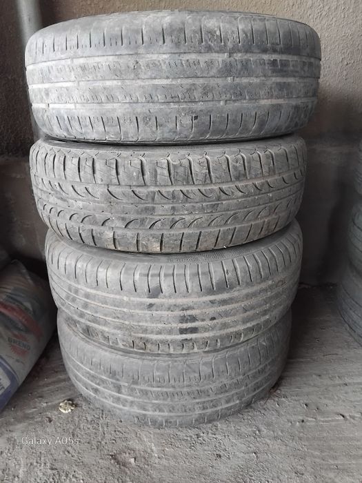 Продам диски с шинами 15