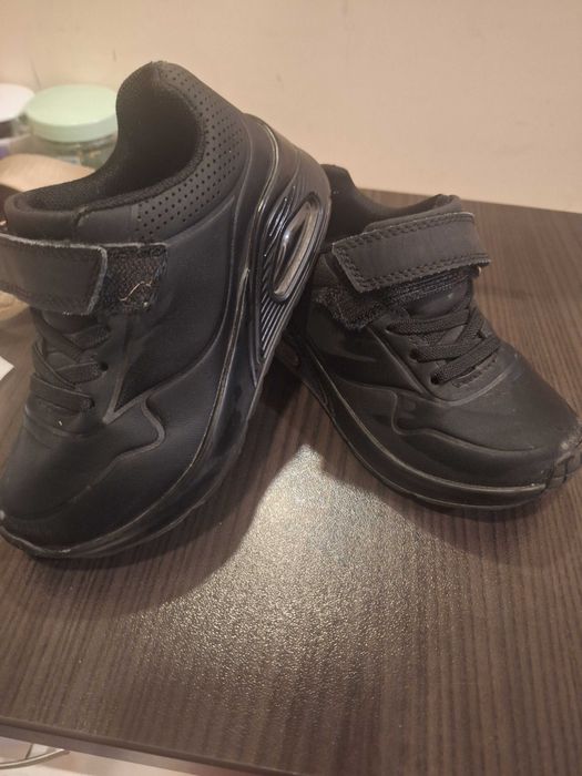 3броя Детски обувки номер 25/26 и половина