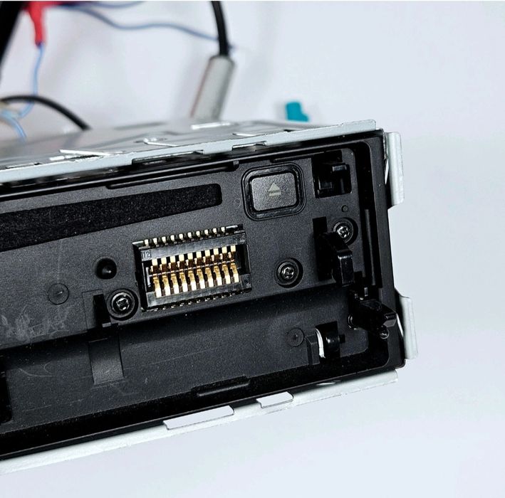 Продавам Pioneer deh-x8400bt