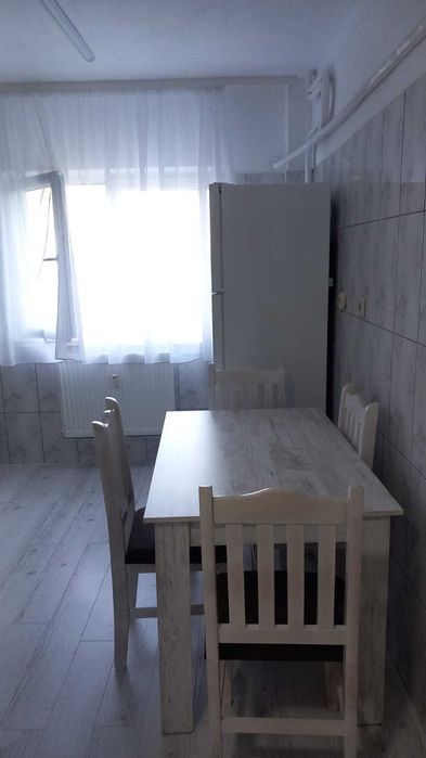 Proprietar închiriez apartament 3 camere, mobilat și renovat – metrou Orizont
