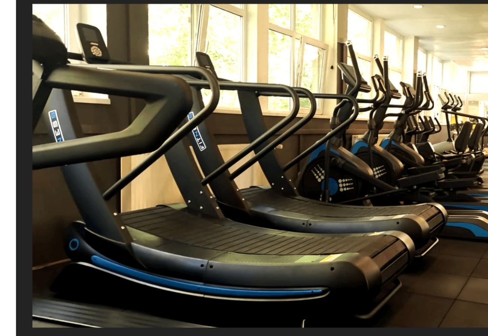Banda alergare profesionala, ideal sala fitness sau studio fitness