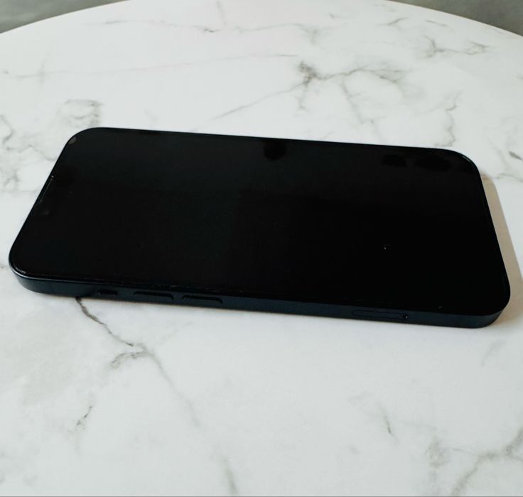 Iphone 13 midnight stare foarte buna
