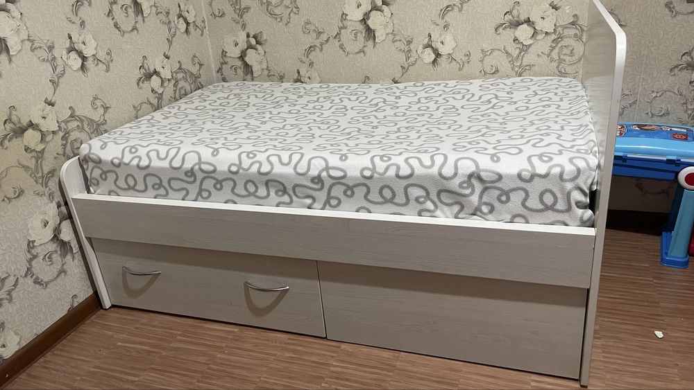 Продам детскую кровать