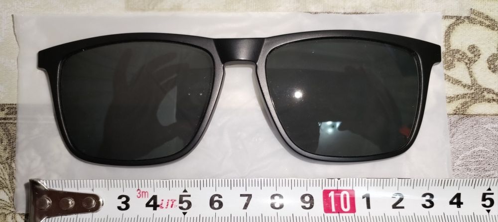 Кузойнак узи йук. Накладки солнцезащитные магнитные для очков