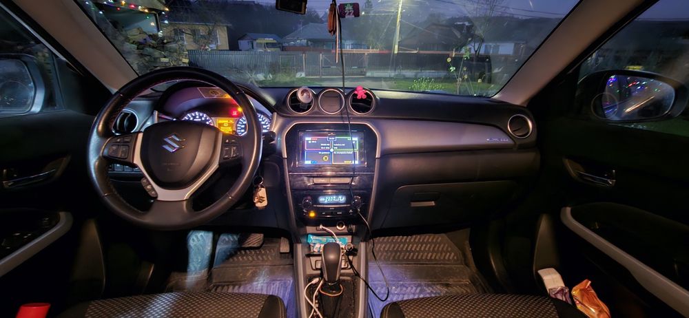 Suzuki Vitara 1.6 automata  ,an fabricatie 2016