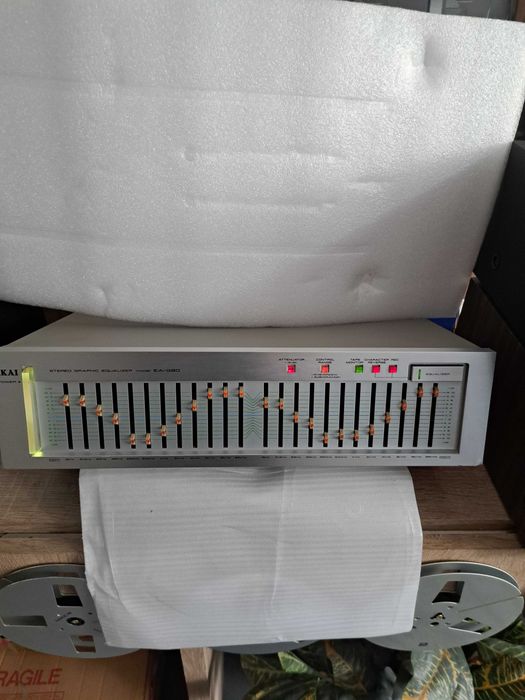 Egalizator AKAI EA G90