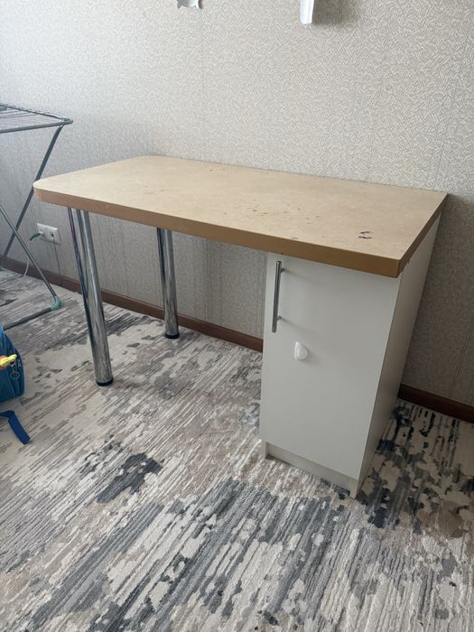 Продам столик!!!