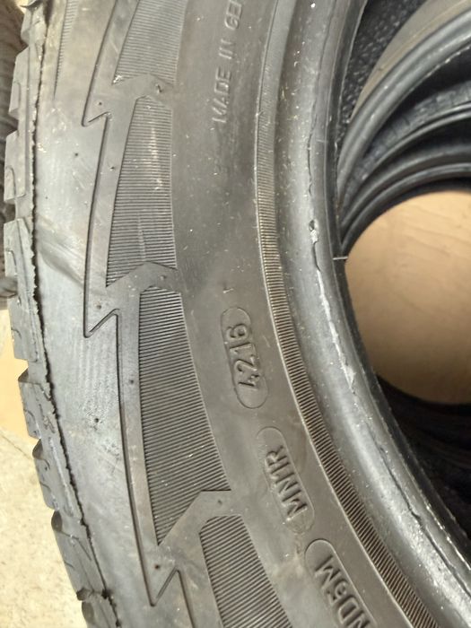 Зимни гуми Goodyear 215/60/16 | 8мм