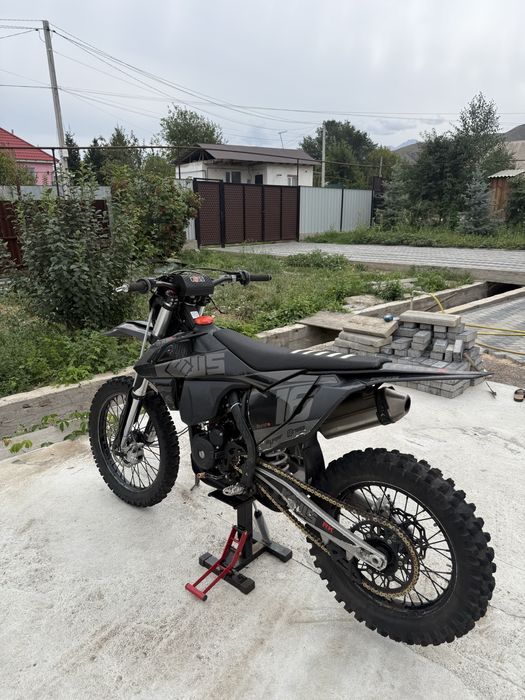 Мотоцикл Эндуро кевс