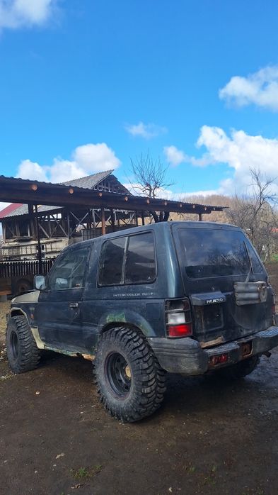 Mitsubishi pajero mk2 2.5 motor sărit de la punct