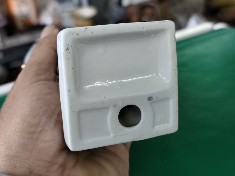 Порцеланова статуетка на войник