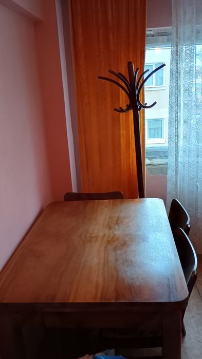 Mobilă vintage sufragerie