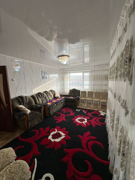 Продам 4х комнатную квартиру