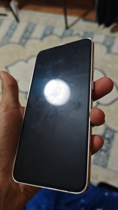 SAMSUNG S23+ продам обменяю.