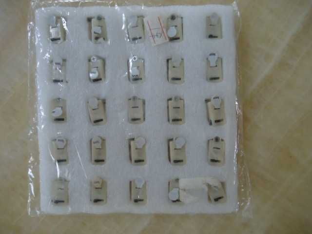 светещи значки различни модели