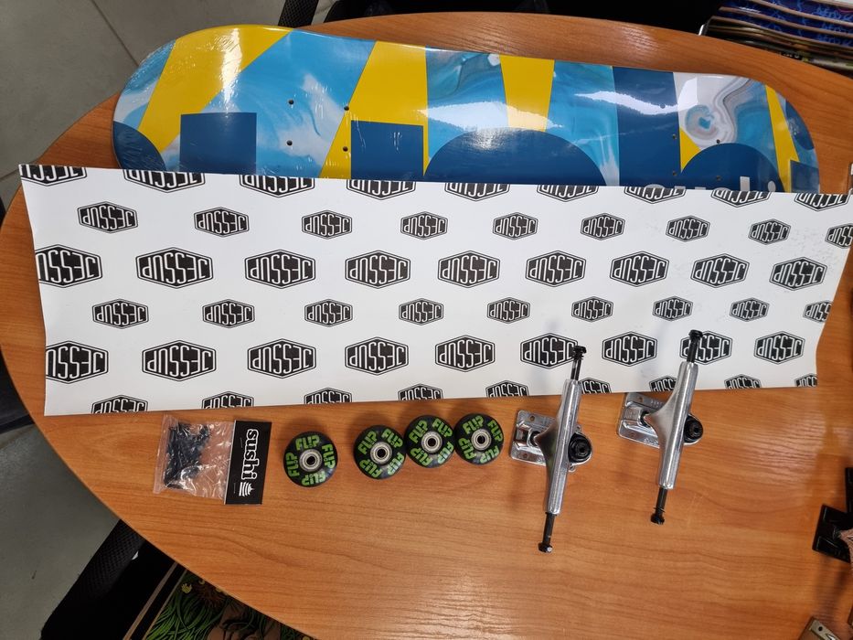 Най-ниска цена за професионален скейтборд 8.0