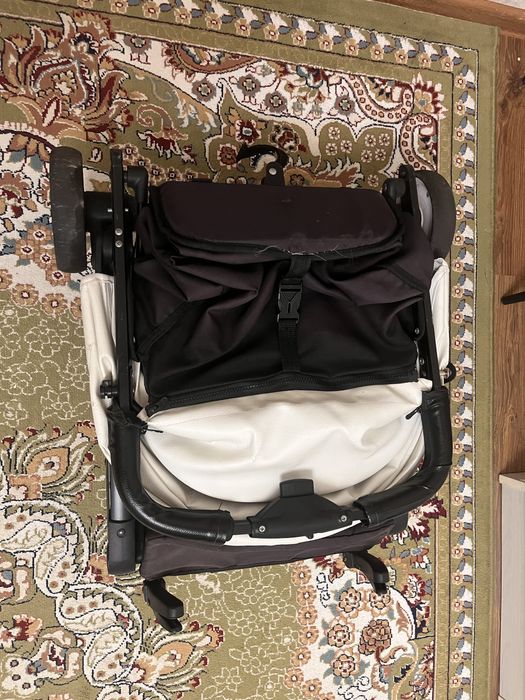 Продам прогулочную коляску