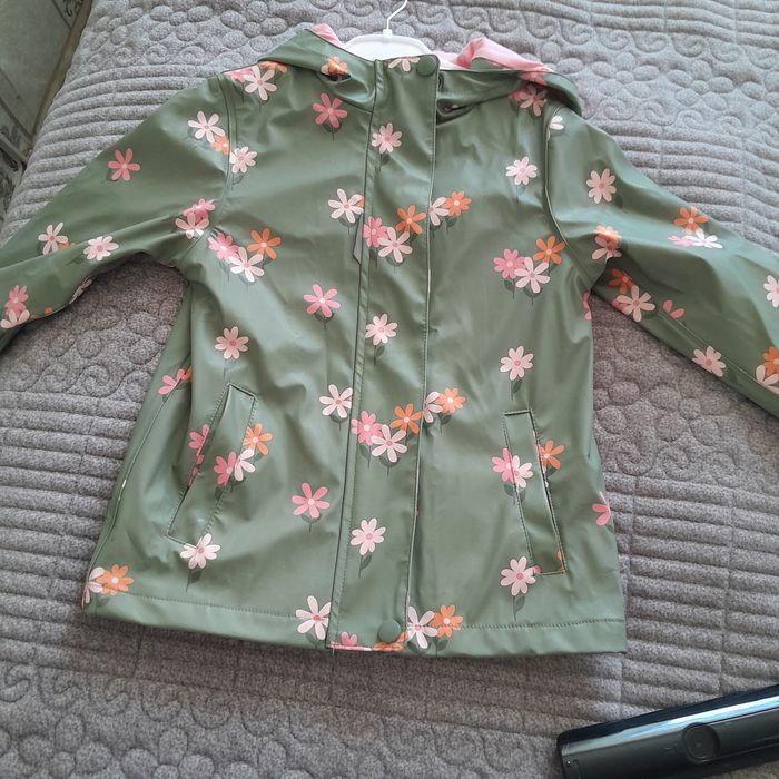 Ветровка,дождевик для девочки