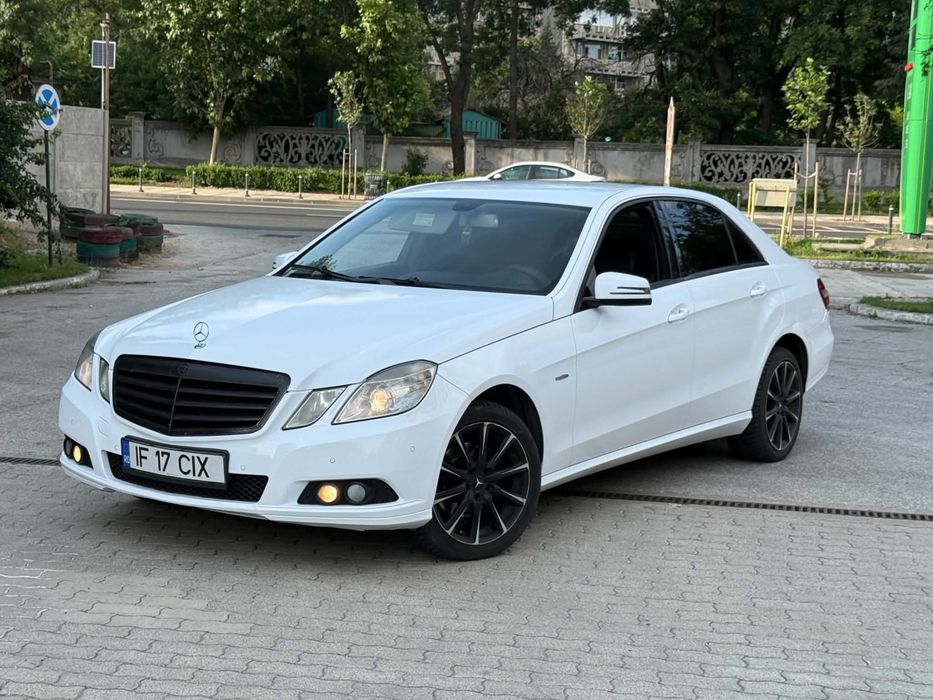 MERCEDES-BENZ E-Class 2011 — imagine 3