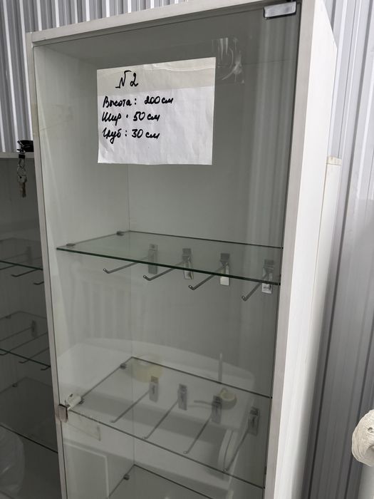 Продам шкаф витрину