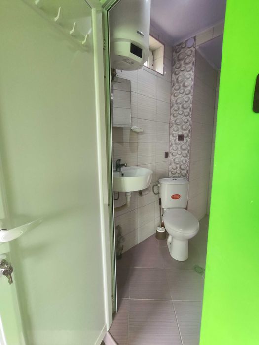 Дава се под наем Двустаен апартамент в Панагюрище - 65 кв.м за 433.5 € - Снимка #2