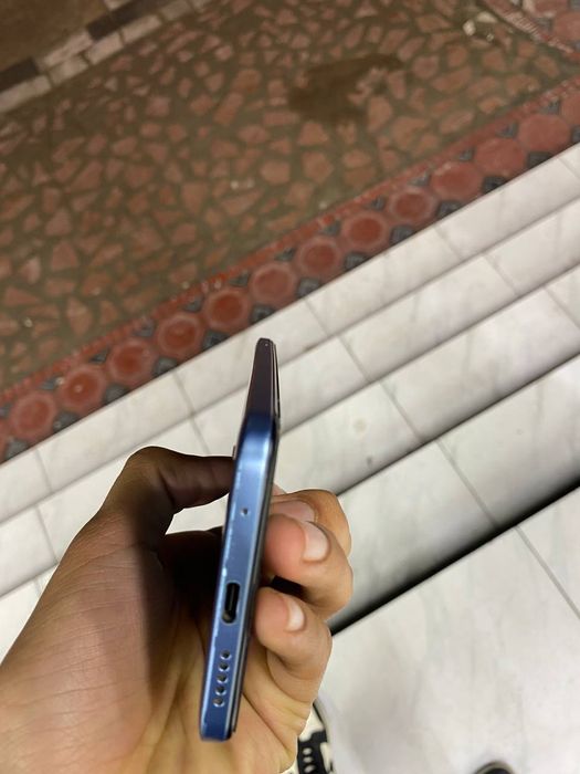 Samsung Note 12 S   8/256  karopka dakumenti bor