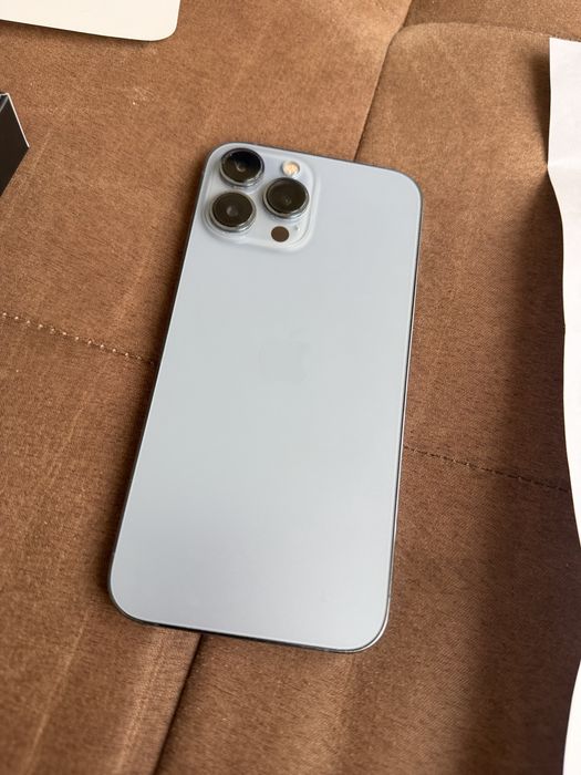 100%батерия 13 pro max iphone blue