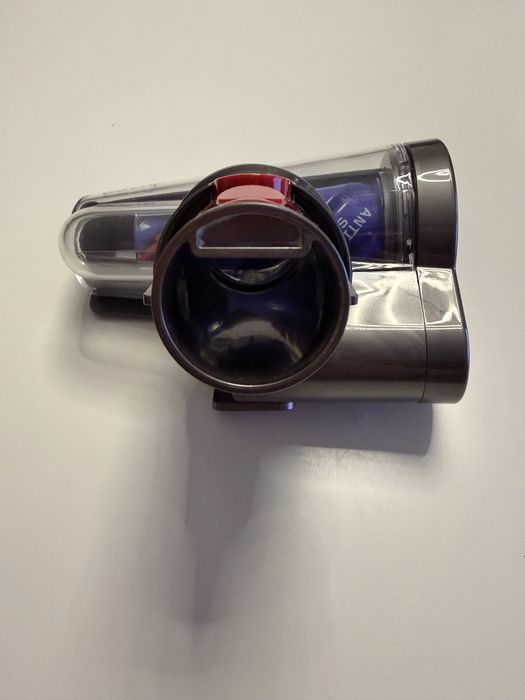 Perie Dyson V12 Slim