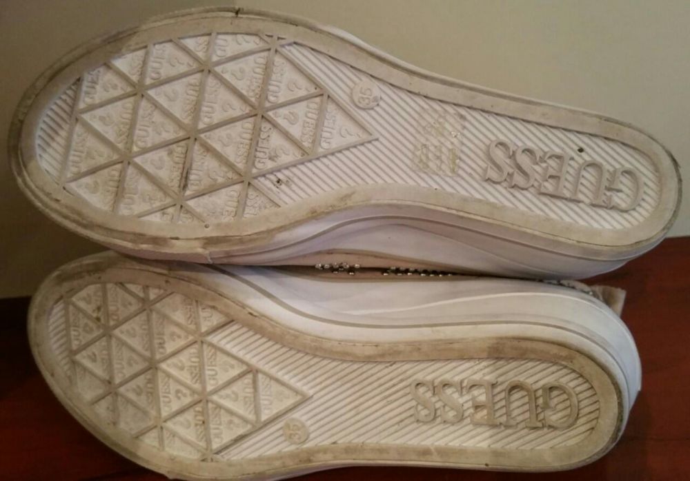 Sneackersi Guess autentici nr 35