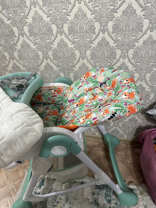 Продам стульчик для кормления Skillmax