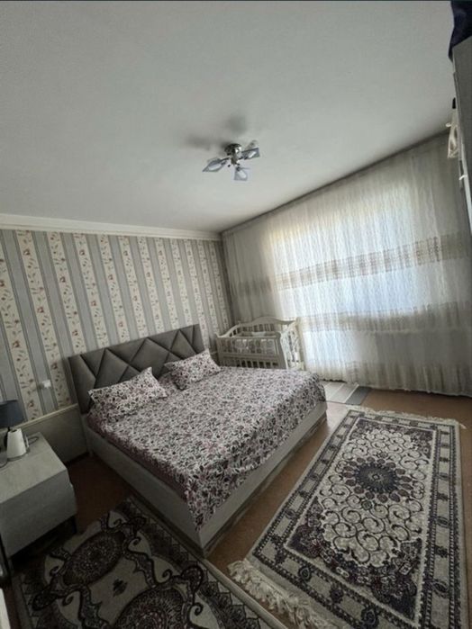 БЕРУНИ метро. Банковский