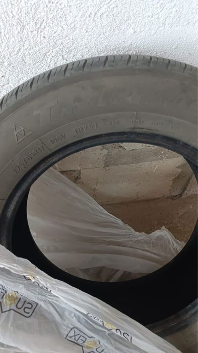 Шины летние в хорошем состояний 225/65 R-17