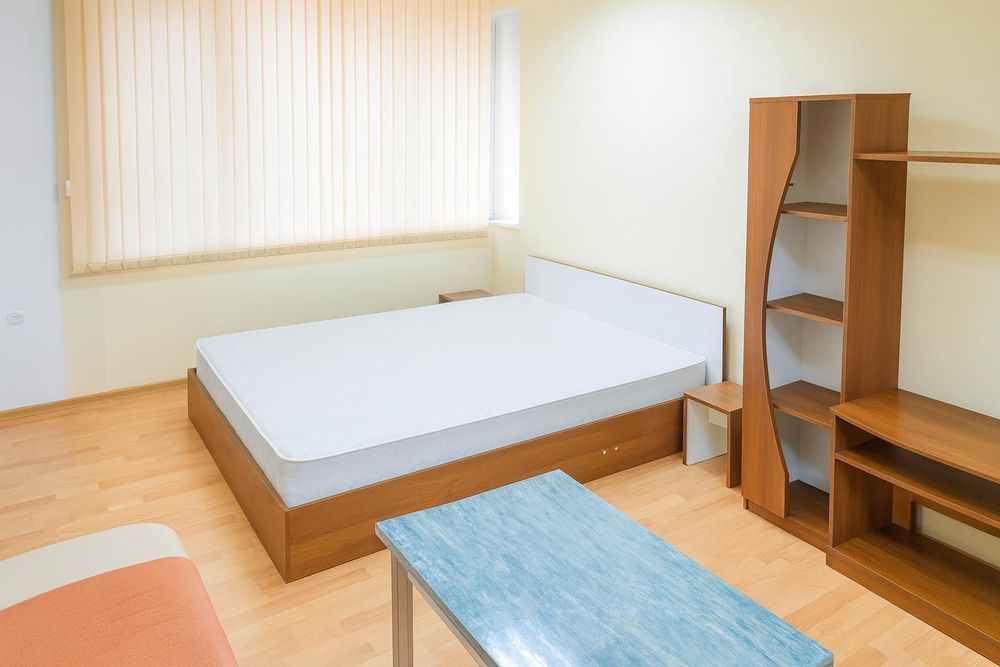 Дава се под наем Двустаен апартамент в Пловдив, Център - 65 кв.м за 346.8 € - Снимка #2