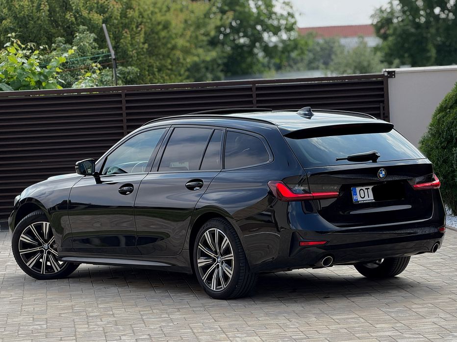 Bmw Seria 3 2022 / Panoramic / R18