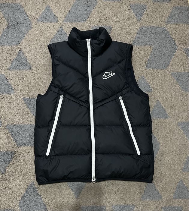 Оригинална грейка Nike tech vest gilet в черен цвят,