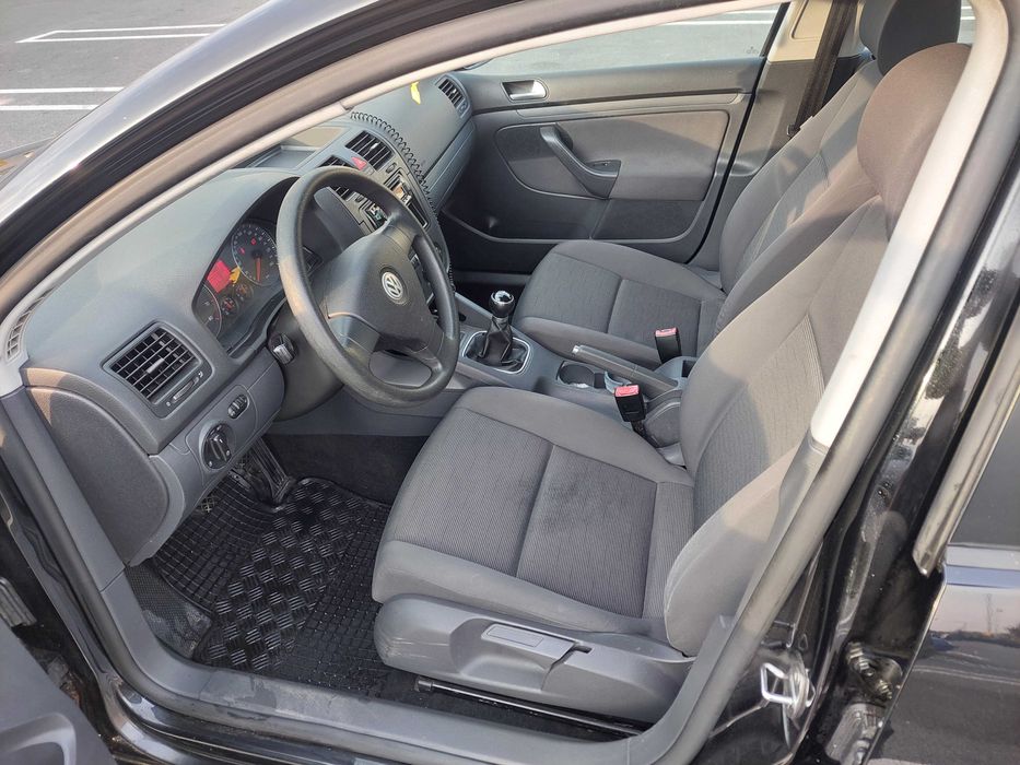 Golf 5 cu trapa din fabricatie