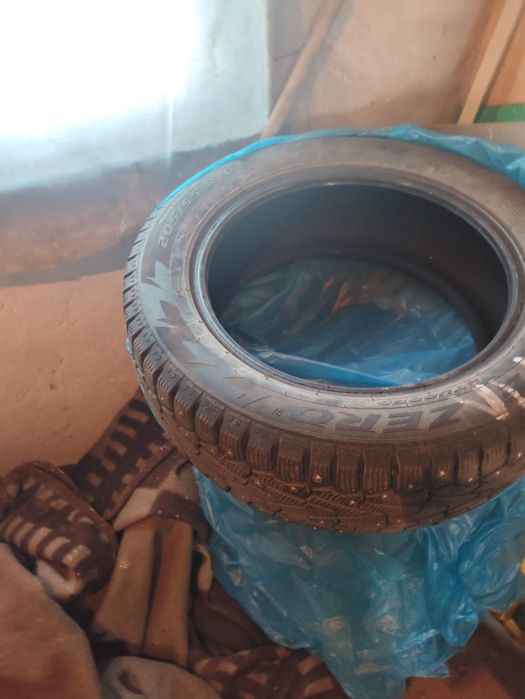 Продам резину ice zero
