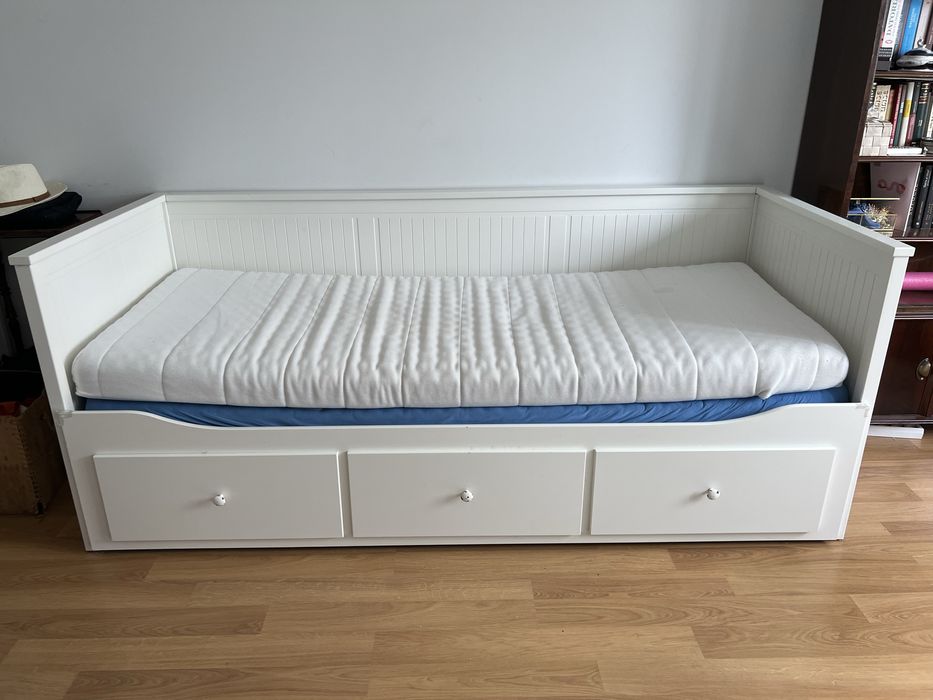 Divan ikea alb 3 aertare