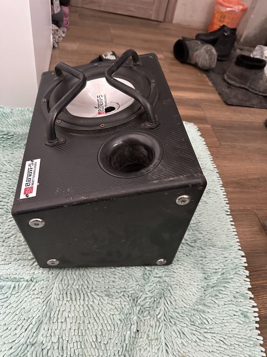 Сабвуфер  12 дюймов