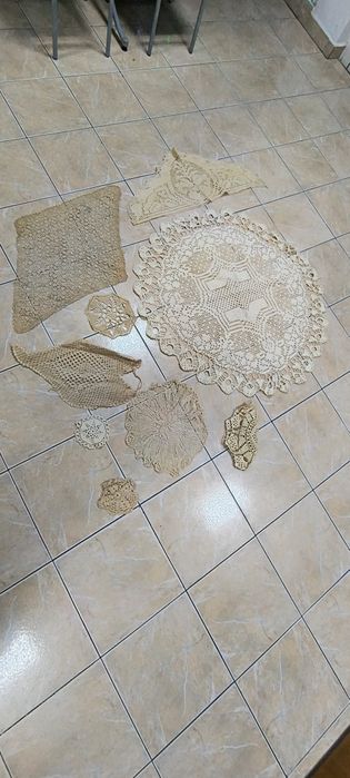 Покривки,карета и подложки плетени на една кука!