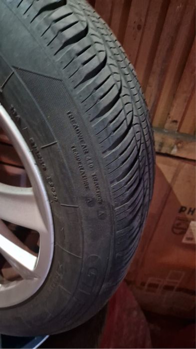 Джанти с 225/55/17 всесезонини гуми за BMW f10-f11